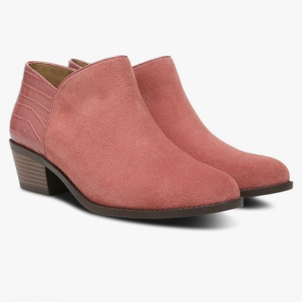 Vionic Felicity Marissa Suede short booties
